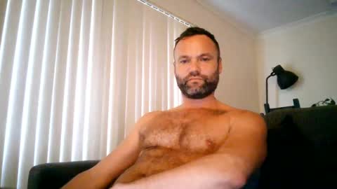 Snapshot of naked_dude25 chatting on 14, 2, 2025 naked_dude25 online show from 14, 2, 2025