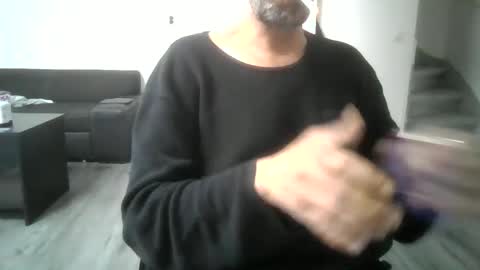 nakedxxxman online show from 19, 1, 2025