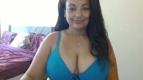 Nala Thickk online show from 4, 12, 2024
