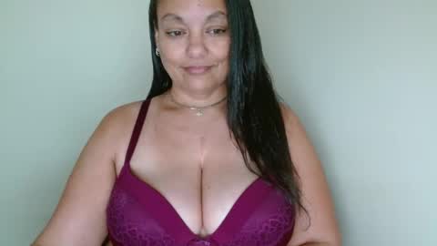 Nala Thickk online show from 8, 2, 2025