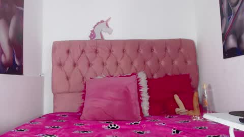 NALAROY online show from 8, 10, 2025