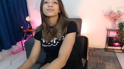 Snapshot of nale4u chatting on 25, 2, 2025 Nale Next Stream on November 6th at 2230pm CT online show from 25, 2, 2025