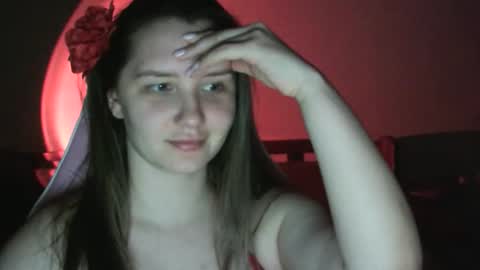 Snapshot of nalorine chatting on 5, 4, 2026 Lola online show from 5, 4, 2026