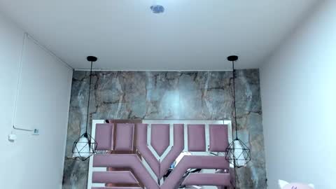 nami_usagi online show from 2, 12, 2024