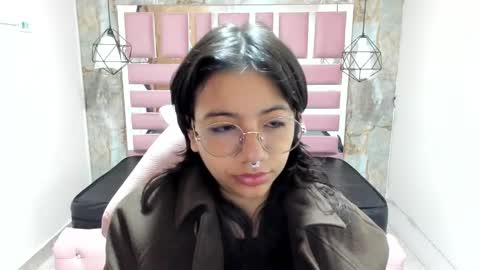 nami_usagi online show from 10, 12, 2024