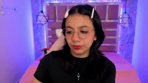 nami_usagi online show from 20, 12, 2024