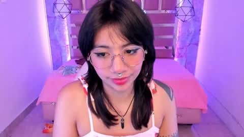 nami_usagi online show from 4, 1, 2025