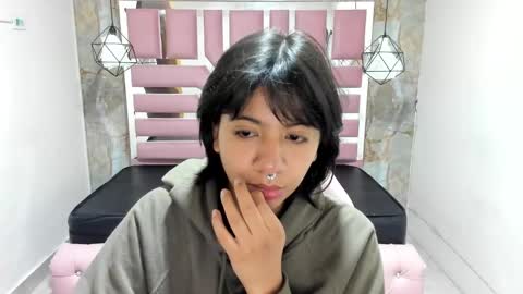 nami_usagi online show from 14, 1, 2025