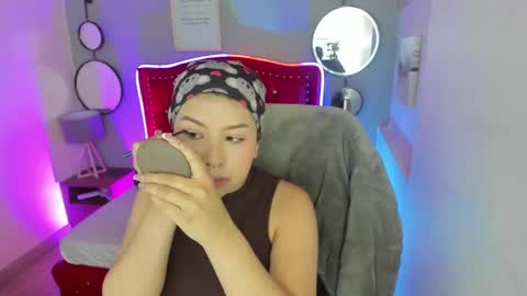 namiko_park online show from 8, 2, 2025