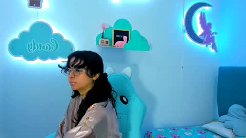 nanami_owo online show from 15, 9, 2025
