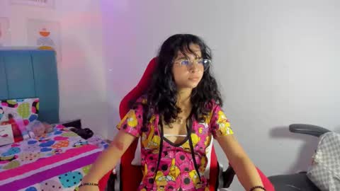 nanami_owo online show from 19, 9, 2025
