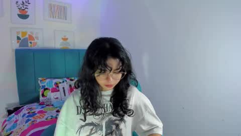 nanami_owo online show from 22, 9, 2025