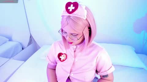 Snapshot of nanaosaky chatting on 9, 10, 2025 NanaOsaky online show from 9, 10, 2025