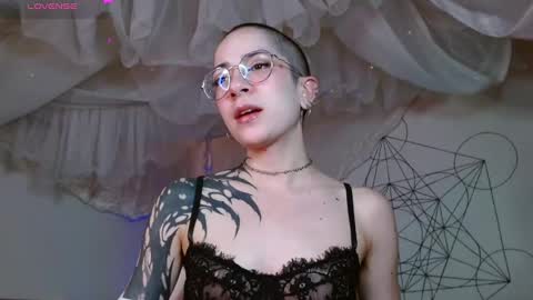 Alma  Maria online show from 19, 2, 2025