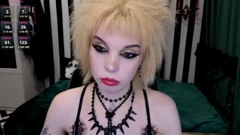 Nancy online show from 6, 11, 2025