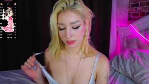 Sally Blonde  Katrinbrown online show from 1, 10, 2025