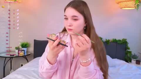 Luna online show from 9, 9, 2025