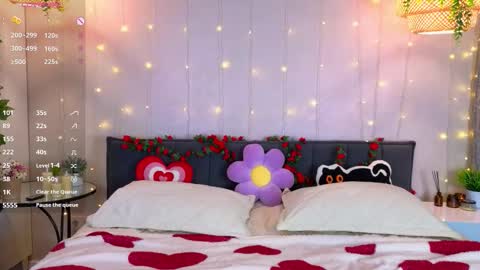 Luna online show from 28, 2, 2026