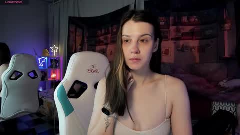 NansyCharm online show from 18, 2, 2025