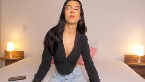 nany_model25 online show from 21, 2, 2025