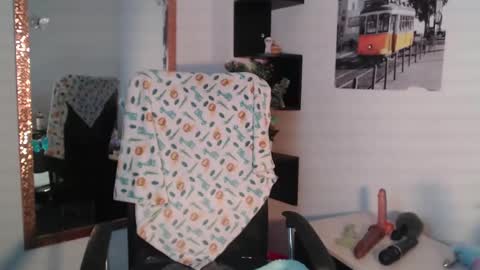 nany_pretty online show from 7, 1, 2025