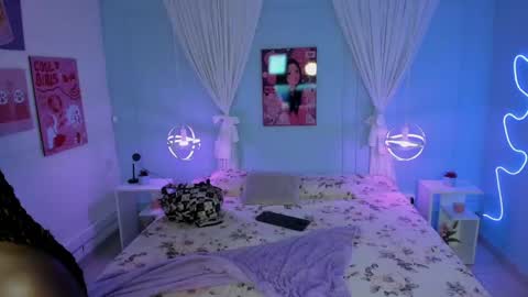 Naomi online show from 23, 3, 2026