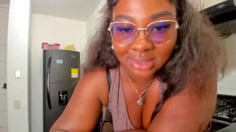 Nathalia King online show from 27, 2, 2025