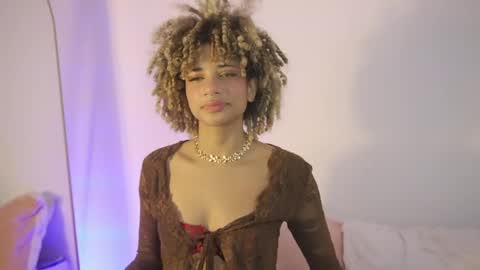 naomidawson online show from 2, 4, 2026