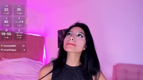 naomiiii   online show from 23, 9, 2025