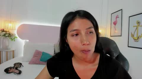 naomiiii   online show from 2, 10, 2025
