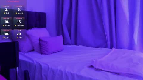 Snapshot of naomipalmer_ chatting on 18, 11, 2025 Naomi online show from 18, 11, 2025