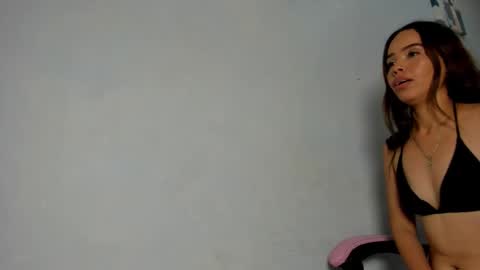 naomis_35 online show from 29, 10, 2025