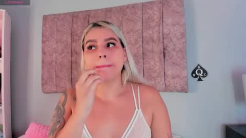 Laura  online show from 17, 10, 2025