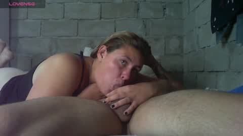 Snapshot of naomisimon chatting on 17, 1, 2025 bellas2012 online show from 17, 1, 2025