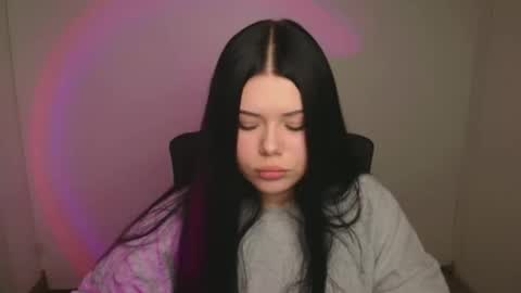 Snapshot of naomivibes chatting on 22, 10, 2025 Naomi online show from 22, 10, 2025