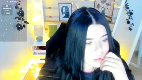 Naomi online show from 9, 2, 2026