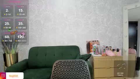 Snapshot of naomixjones1 chatting on 24, 10, 2025 Naomi online show from 24, 10, 2025