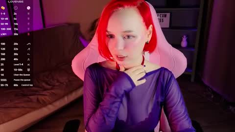 Snapshot of naomiyoru chatting on 10, 9, 2025 Naomi online show from 10, 9, 2025