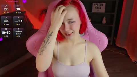 Snapshot of naomiyoru chatting on 11, 11, 2025 Naomi online show from 11, 11, 2025