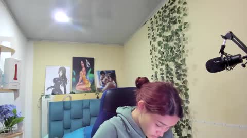 naomy online show from 4, 1, 2025