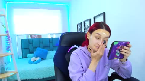 naomy online show from 22, 9, 2025