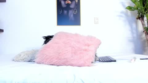 Naomy online show from 22, 1, 2025