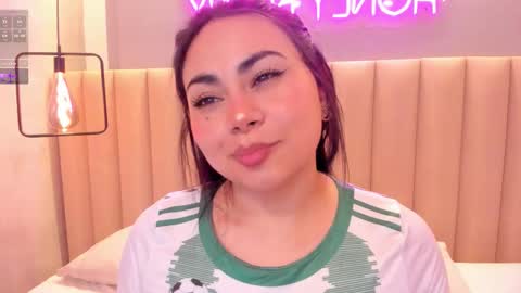 Naomy  online show from 16, 10, 2025