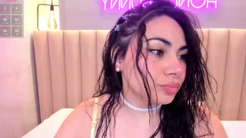 Naomy  online show from 14, 1, 2026