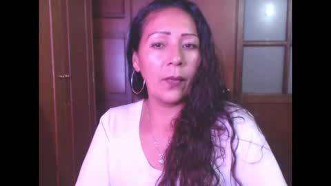 Snapshot of nasly_shy chatting on 18, 12, 2025 Nasly Cute online show from 18, 12, 2025