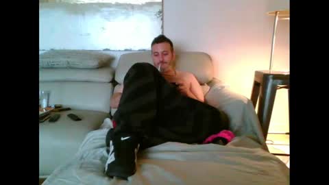 nassobout online show from 13, 10, 2025