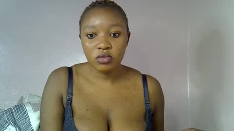 Snapshot of nasty_previne chatting on 22, 11, 2025 previn online show from 22, 11, 2025