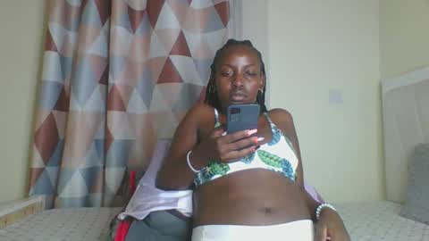 Snapshot of nastyme024 chatting on 28, 10, 2025 nastyme024 online show from 28, 10, 2025