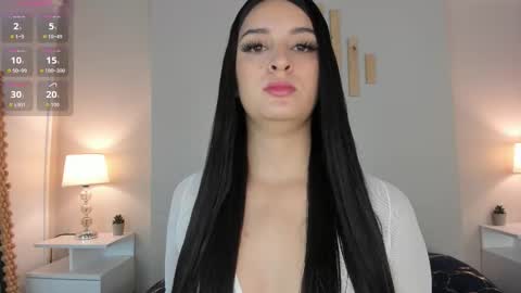 Natacha Diaz online show from 14, 11, 2025