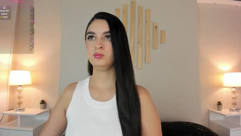 Natacha Diaz online show from 22, 11, 2025